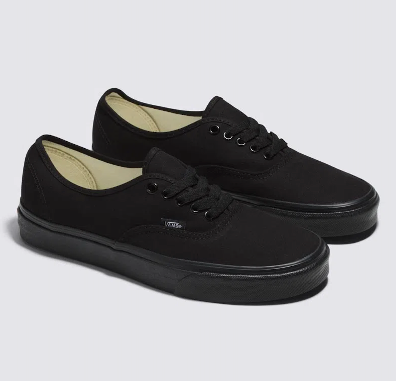 TENIS VANS UNISEX VN000EE3BKA CASSICS AUTHENTIC BLACK